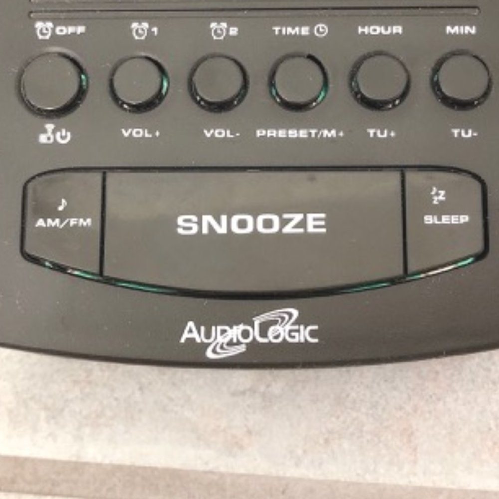 NEW Digital Clock / Alarm Clock - Picture 6 of 7